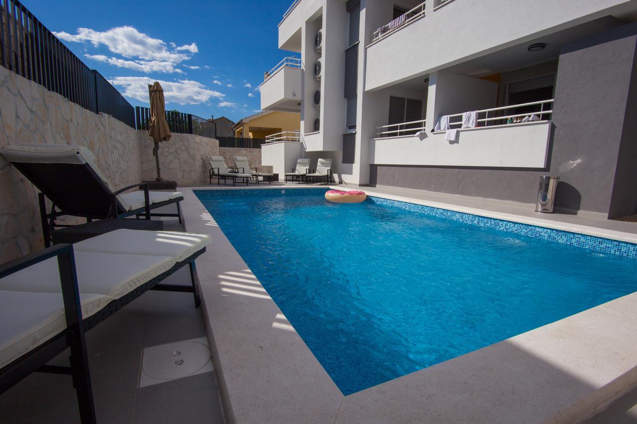 Residences Bellavista 3 ノヴァリャ エクステリア 写真