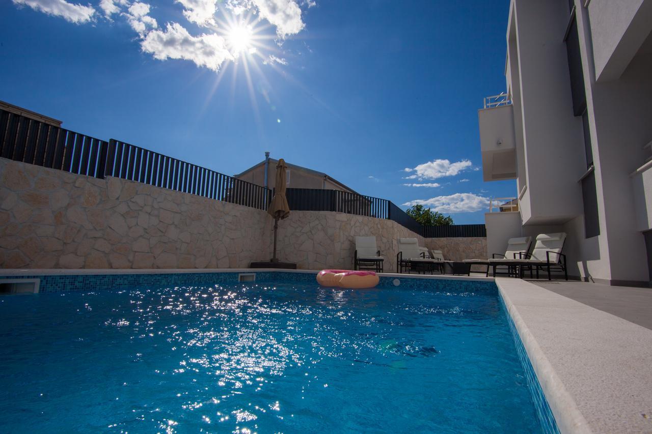 Residences Bellavista 3 ノヴァリャ エクステリア 写真